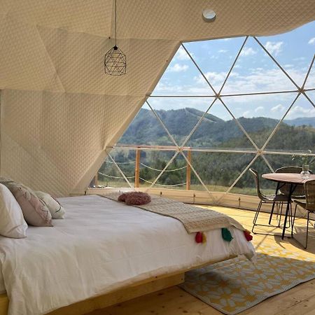 Tranquil Dome - Manta'S Retreat Glamping Cornereva Hotel ภายนอก รูปภาพ