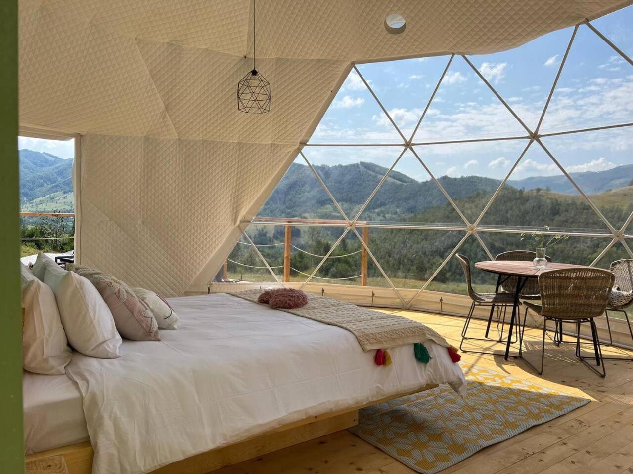 Tranquil Dome - Manta'S Retreat Glamping Cornereva Hotel ภายนอก รูปภาพ