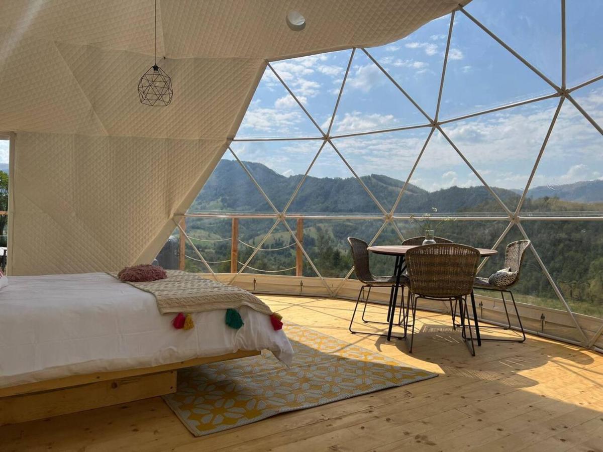 Tranquil Dome - Manta'S Retreat Glamping Cornereva Hotel ภายนอก รูปภาพ