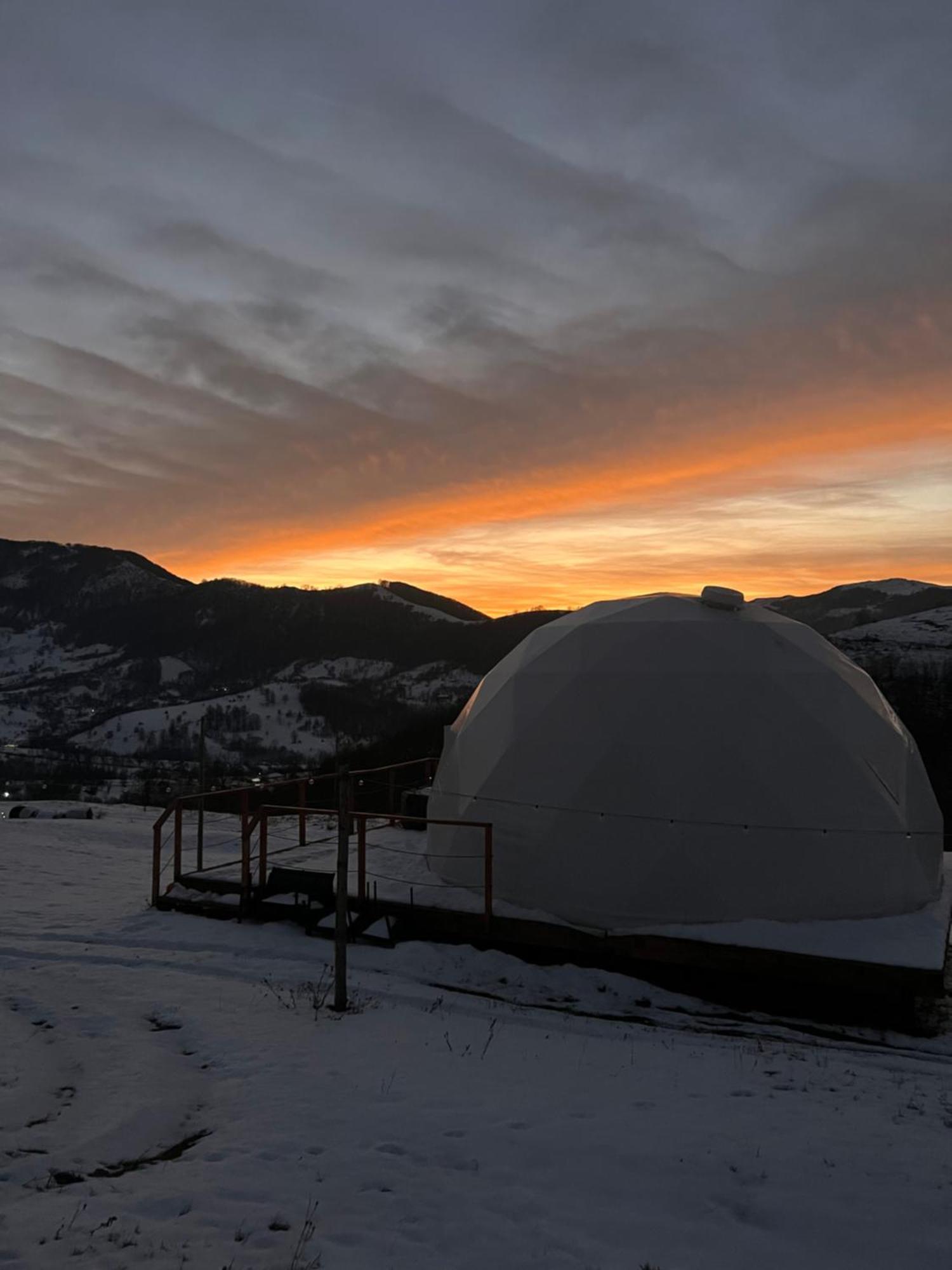 Tranquil Dome - Manta'S Retreat Glamping Cornereva Hotel ภายนอก รูปภาพ